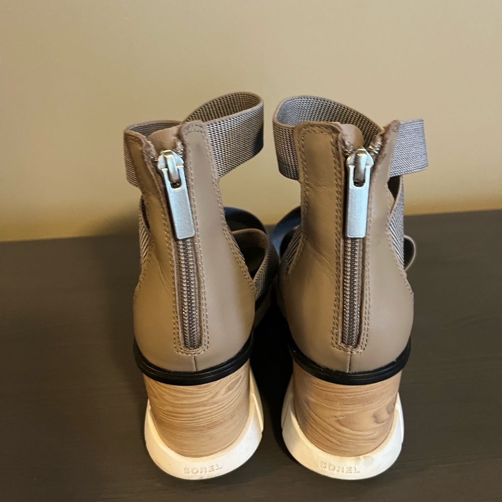Beige Strappy Platform Sandals with Elastic Ankles - Picture 8 of 11